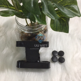 HÍT CỬA ĐI NHỰA ĐEN