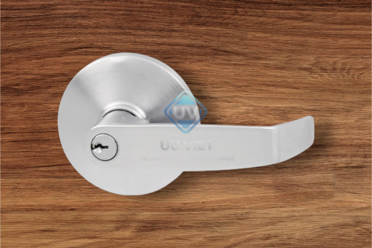 Tay nắm gạt, có nắp chụp tay cầm tròn