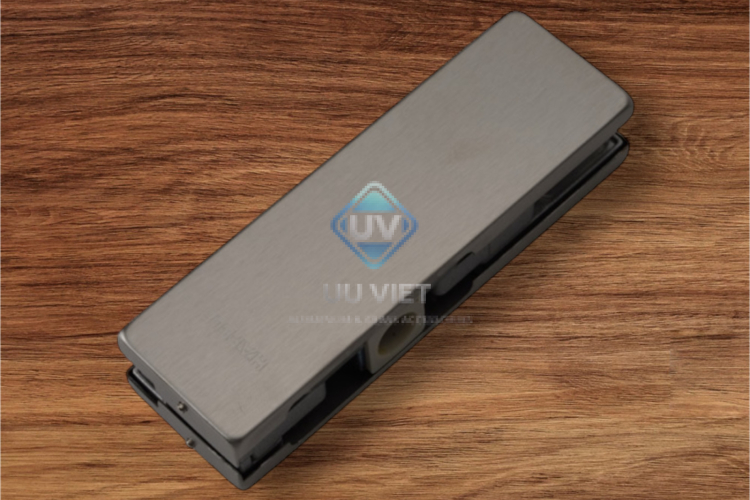 Kẹp kính trên , dành cho kính dày 8 – 12 mm