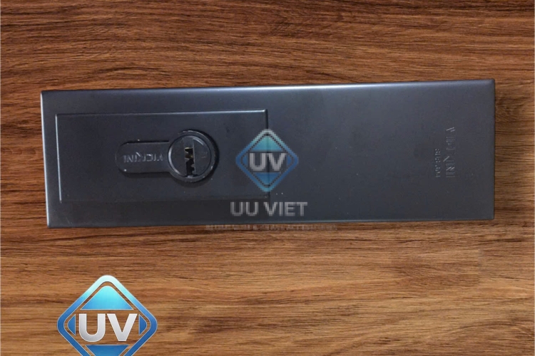 KHÓA SÀN ĐEN VICKINI