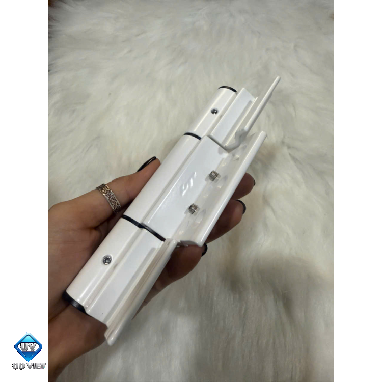 LỀ 4D TRẮNG KHUNG CÁNH LP