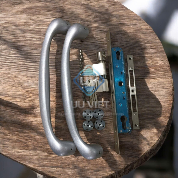 KHÓA LÙA C CANDY BẠC